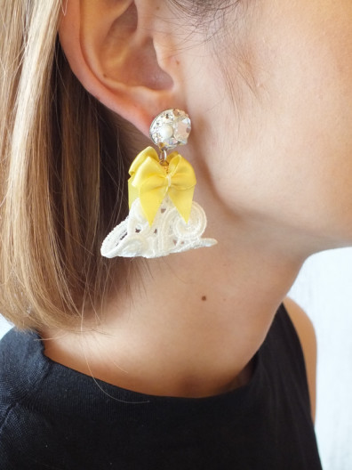 レースリボンピアス 日本伝統手芸とデコレーションでつくるおしゃかわアクセサリーブランド デコカワジャパン レースリボンピアス 日本伝統手芸とデコレーションでつくるおしゃかわアクセサリーブランド デコカワジャパン