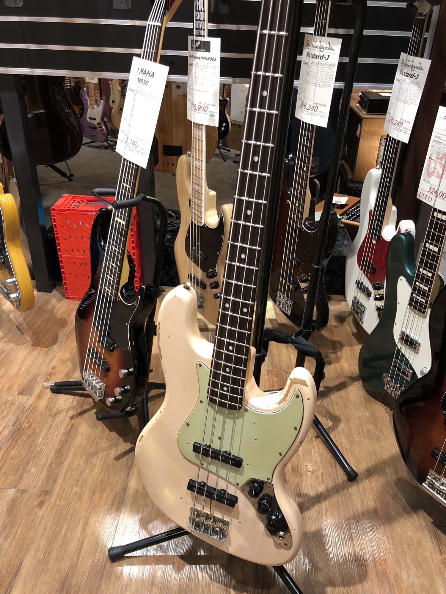生涯通算34本目！ | Loop bassist