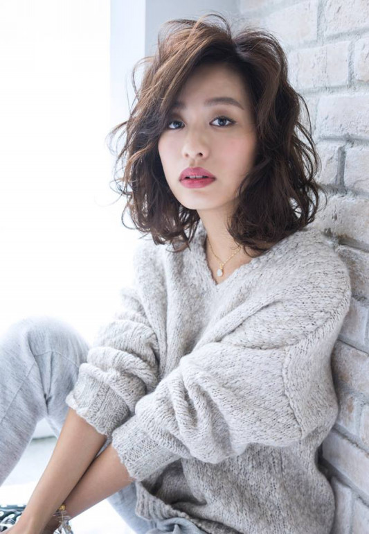 くしゃふわっとしたセミディスタイル Hair Salon Area J くしゃふわっとしたセミディスタイル Hair Salon Area J