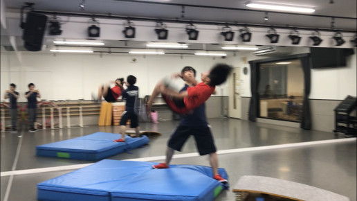 前方宙返り Heroスポーツクラブ