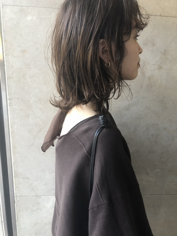 ボブに飽きた人はほんの少しウルフっぽく Buddyhairamour ボブに飽きた人はほんの少しウルフっぽく Buddyhairamour