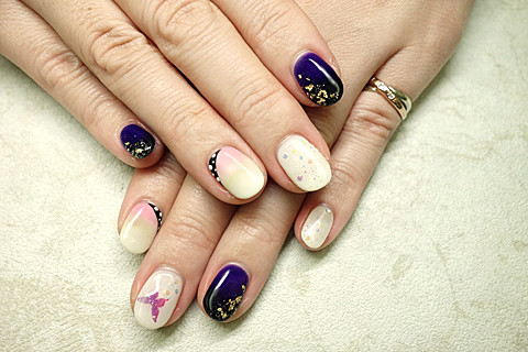 人気の漫画風ネイル 青梅市ネイルサロン Nailsalon Mousse