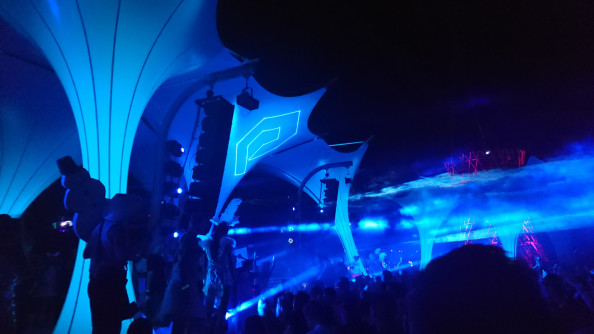 正月 ロシア人とベトナムの南国 なんで は1日3回まで