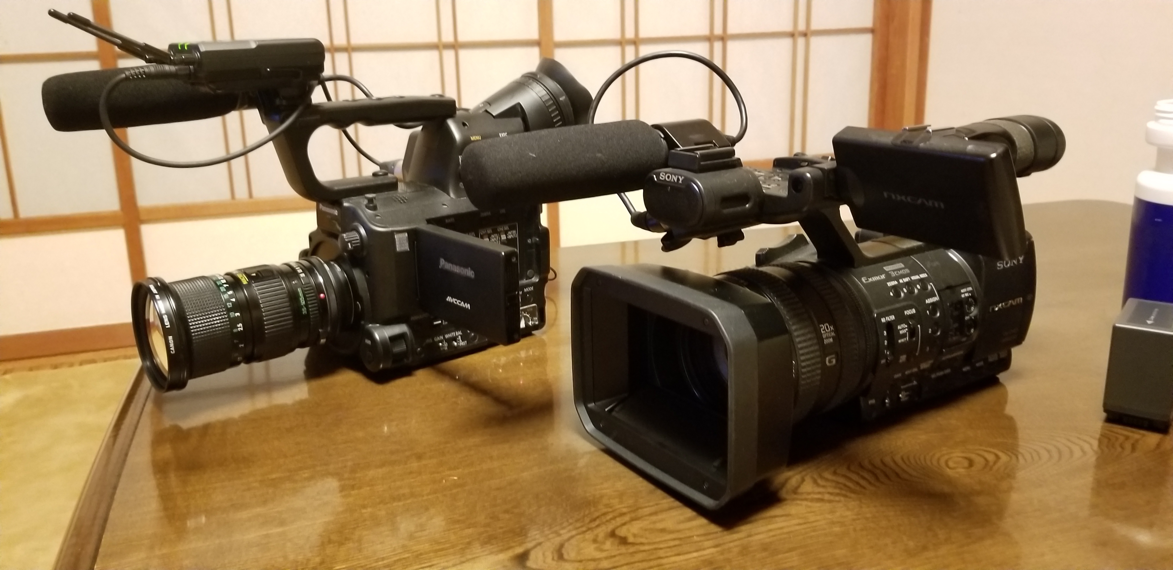 Panasonic AG-AF105 マイクロフォーサーズ 業務用定価80万円 Panasonic