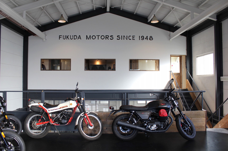 オシャレなバイクウェアも揃う 新スタイルのバイクショップ 新木場garage がオープン Lady Go Moto
