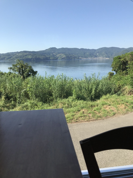 涼しい 大村湾は今日も湖 セーナ Restauran