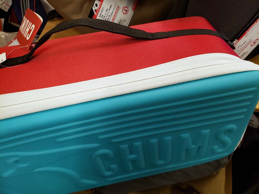 チャムス キャンプグッズの整理に便利なマルチハードケースに2020年春