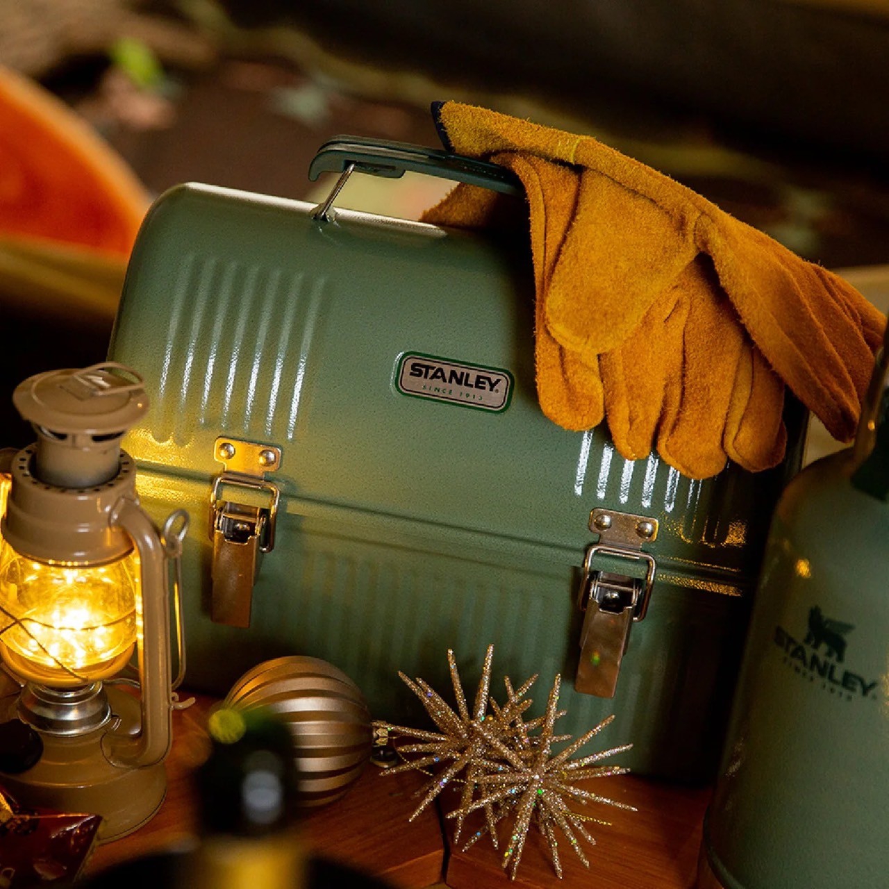 スタンレー SNSで話題♪ギアや工具などの保管や持ち運びに便利な