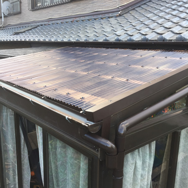 屋根 ポリカ波板張り 日置建築板金