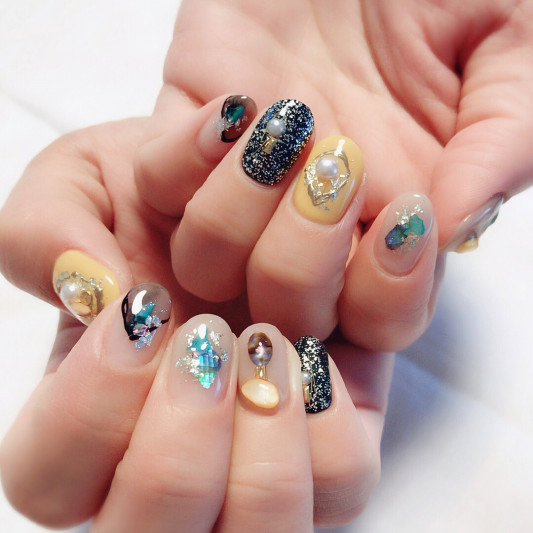 子育て中ママネイル Vlna Nails
