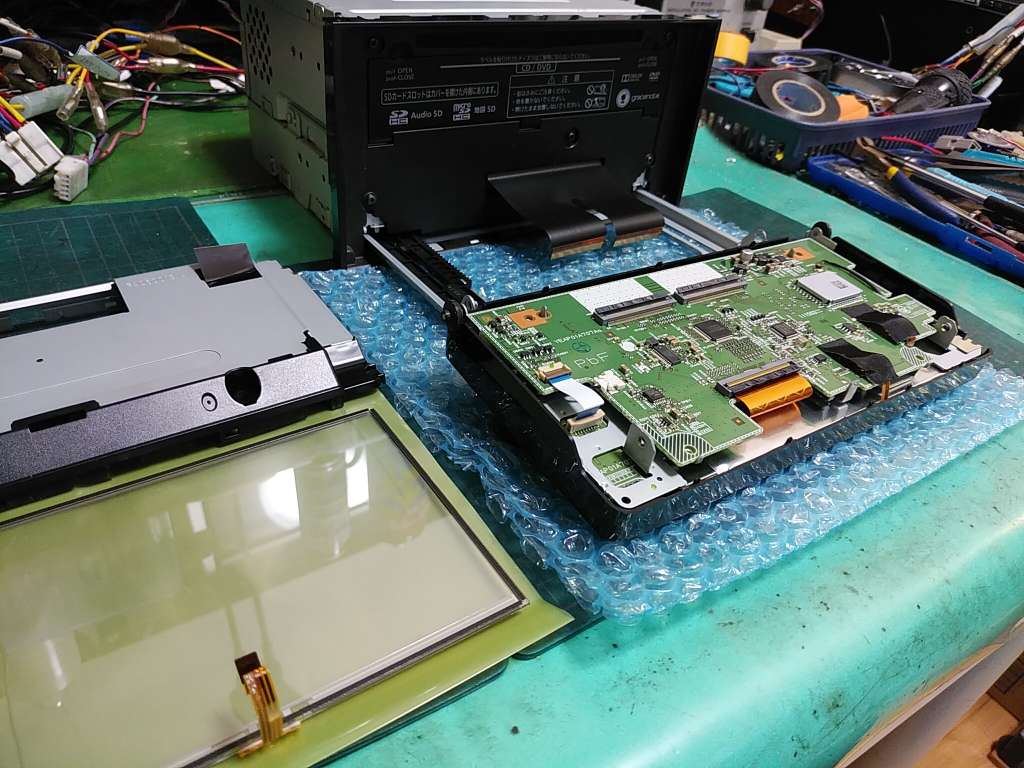 CQ-US03J6CJ、NSZN-W64T、故障、分解、修理。タッチパネル右下角 CQ-US03J6CJ、NSZN-W64T、故障、分解、修理。タッチパネル右下角