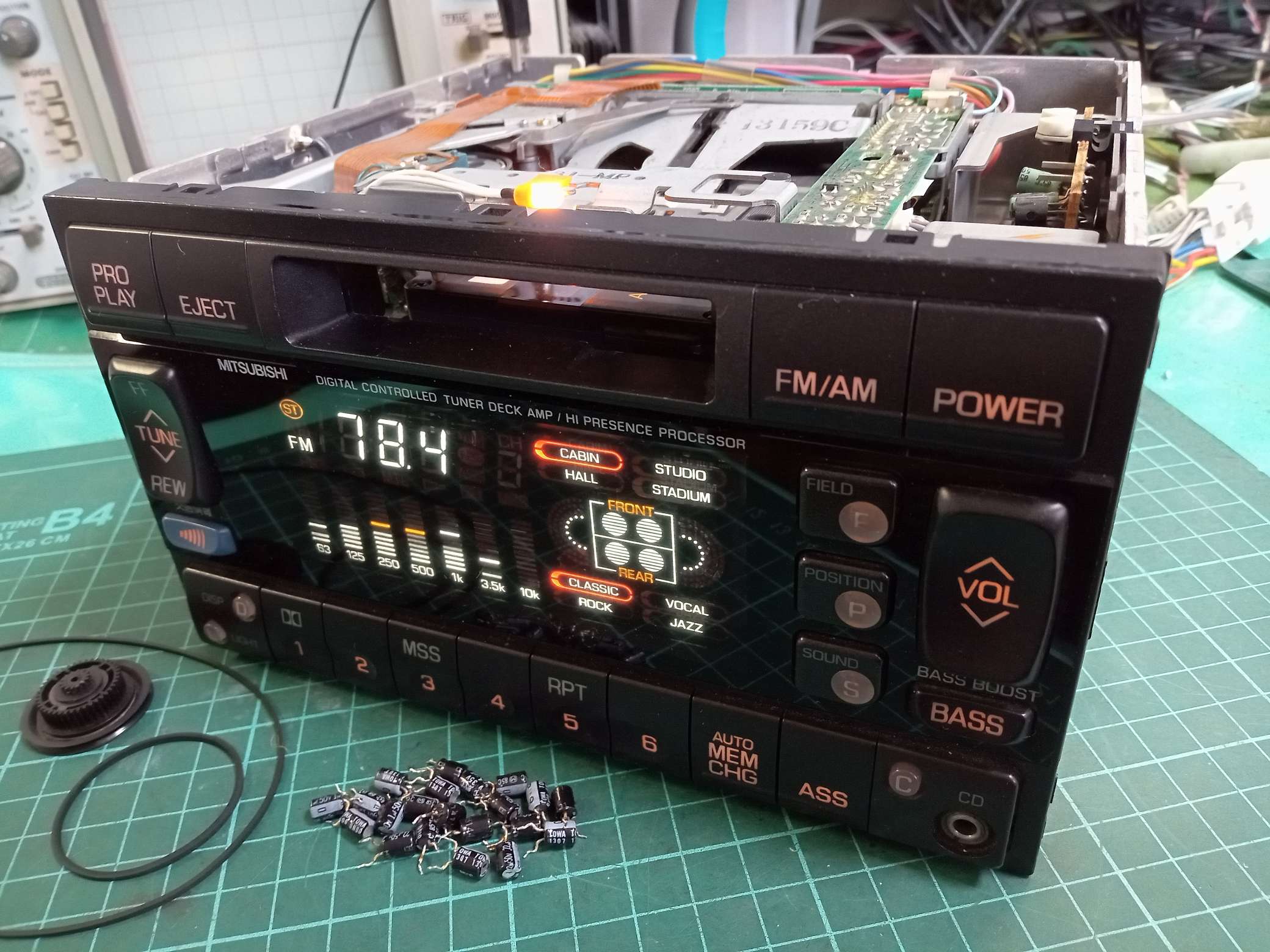 RX-318WY、MB629111、故障、分解、修理。ディスプレイ表示が薄暗くなる