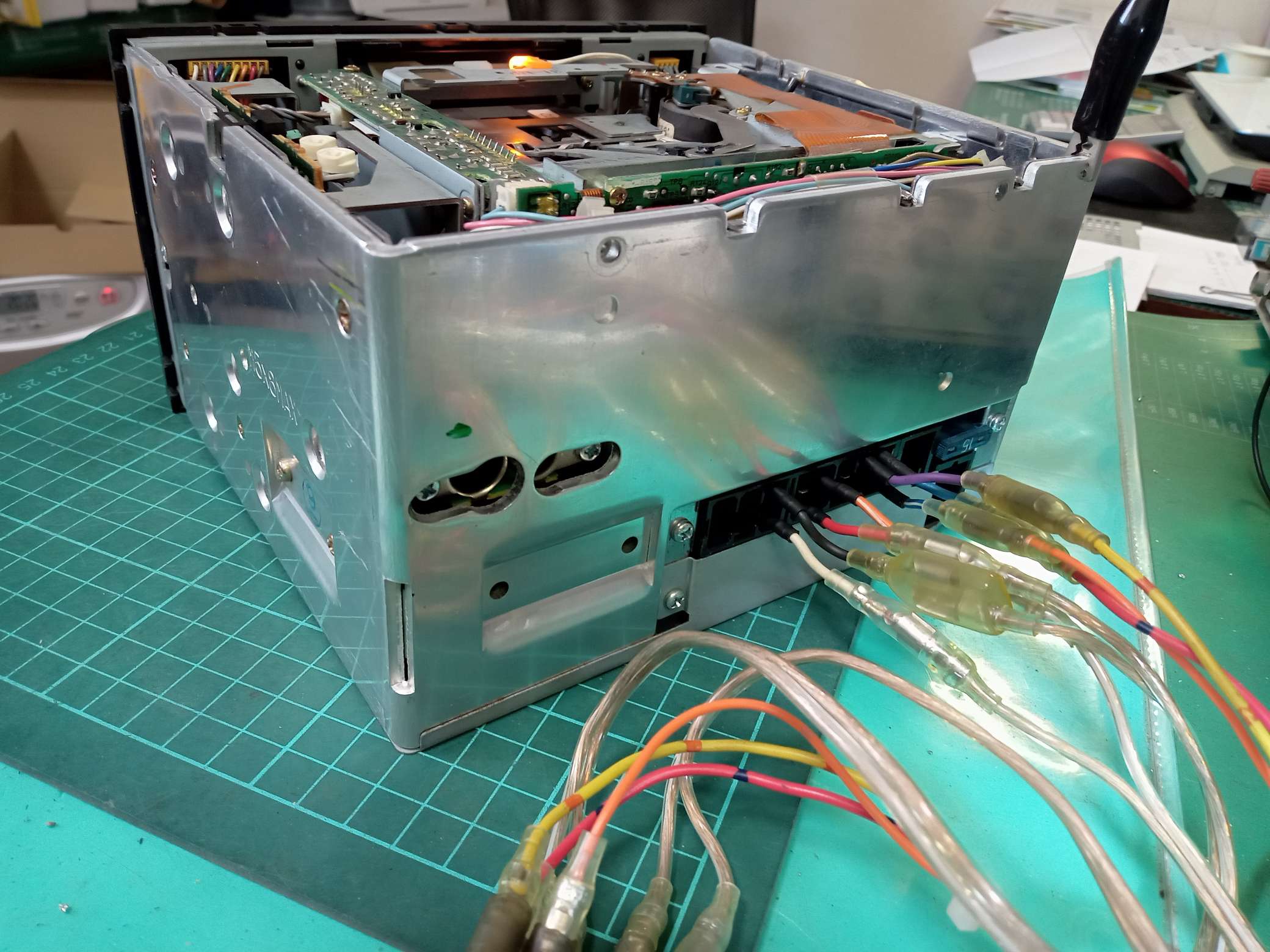 RX-318WY、MB629111、故障、分解、修理。ディスプレイ表示が薄暗くなる