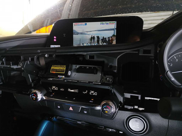 マツダ Mazda3 データシステム Tvキット取り付け 青森県三沢市からご来店 持ち込み取付 取付時間内の無料代車も予約可能 カーオーディオ カーナビ修理専門店 ベストサウンド オーディオ事業部 サウンドシステムk 持ち込み取り付け 故障診断 分解修理