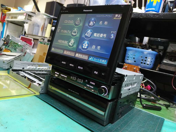 CN-HDS965TD、故障、分解、修理。モニター収納出来ない、開閉不良  