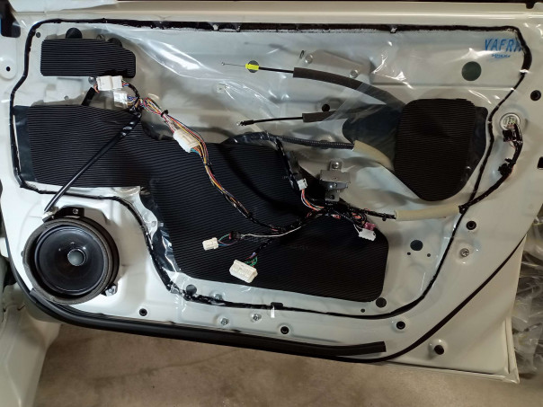 スバル レヴォーグ エンジンスターター取り付け キーレス連動ドアミラー格納装置取り付け 青森県八戸市 取付時間内の無料代車も予約可能 カーオーディオ カーナビ修理専門店 ベストサウンド オーディオ事業部 サウンドシステムk 持ち込み取り付け 故障 スバル レヴォーグ エンジンスターター取り付け キーレス連動ドアミラー格納装置取り付け 青森県八戸市 取付時間内の無料代車も予約可能 カーオーディオ カーナビ修理専門店 ベストサウンド オーディオ事業部 サウンドシステムk 持ち込み取り付け 故障