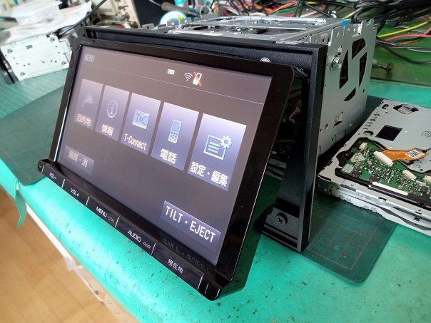 Nszt Y64t 4590e132 故障 分解 修理 Cdが取り出せない 京都府からのご依頼 トヨタ純正 メモリーナビ カーオーディオ カーナビ修理専門店 ベストサウンド オーディオ事業部 サウンドシステムk 持ち込み取り付け 故障診断 分解修理の相談窓口