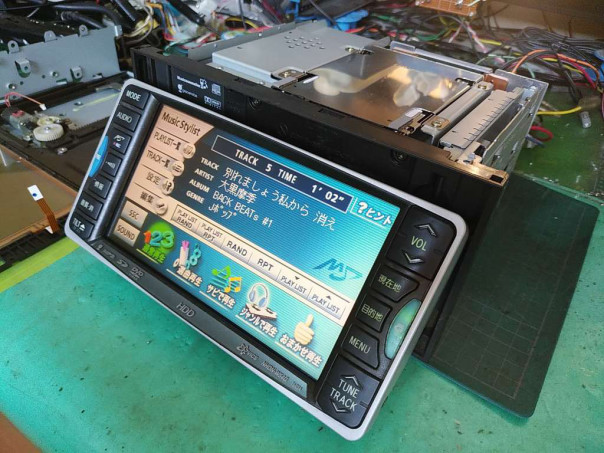 Cq Bs0401c Nhdn W54g 故障 分解 修理 モニター開閉途中で止まる タッチパネル反応悪い 茨城県からのご依頼 トヨタ純正 Hddナビ カーオーディオ カーナビ修理専門店 ベストサウンド オーディオ事業部 サウンドシステムk 持ち込み取り付け 故障診断