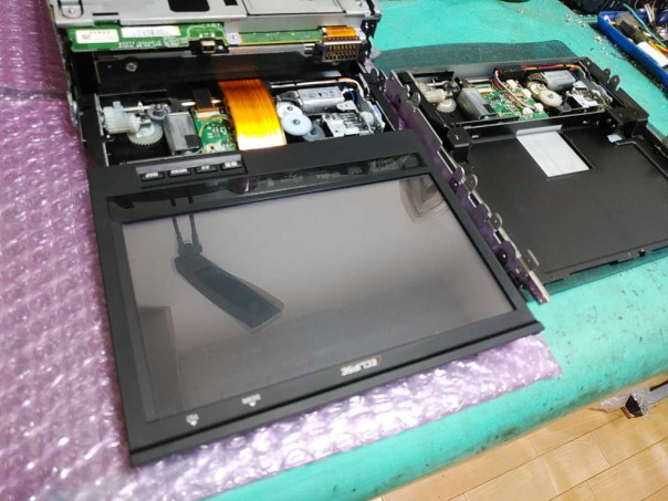 ECLIPSE かるく イクリプス 後席モニター E704RM