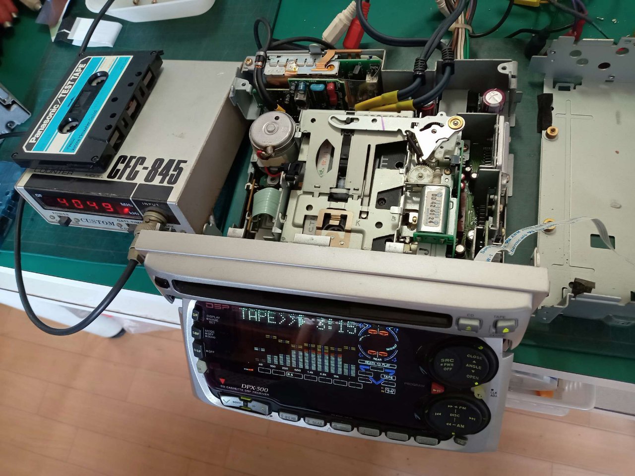 DPX-500、故障、分解、修理。表示部映らず、CD再生せず、カセット