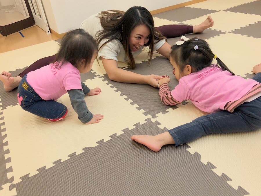 開脚前屈 子ども 
