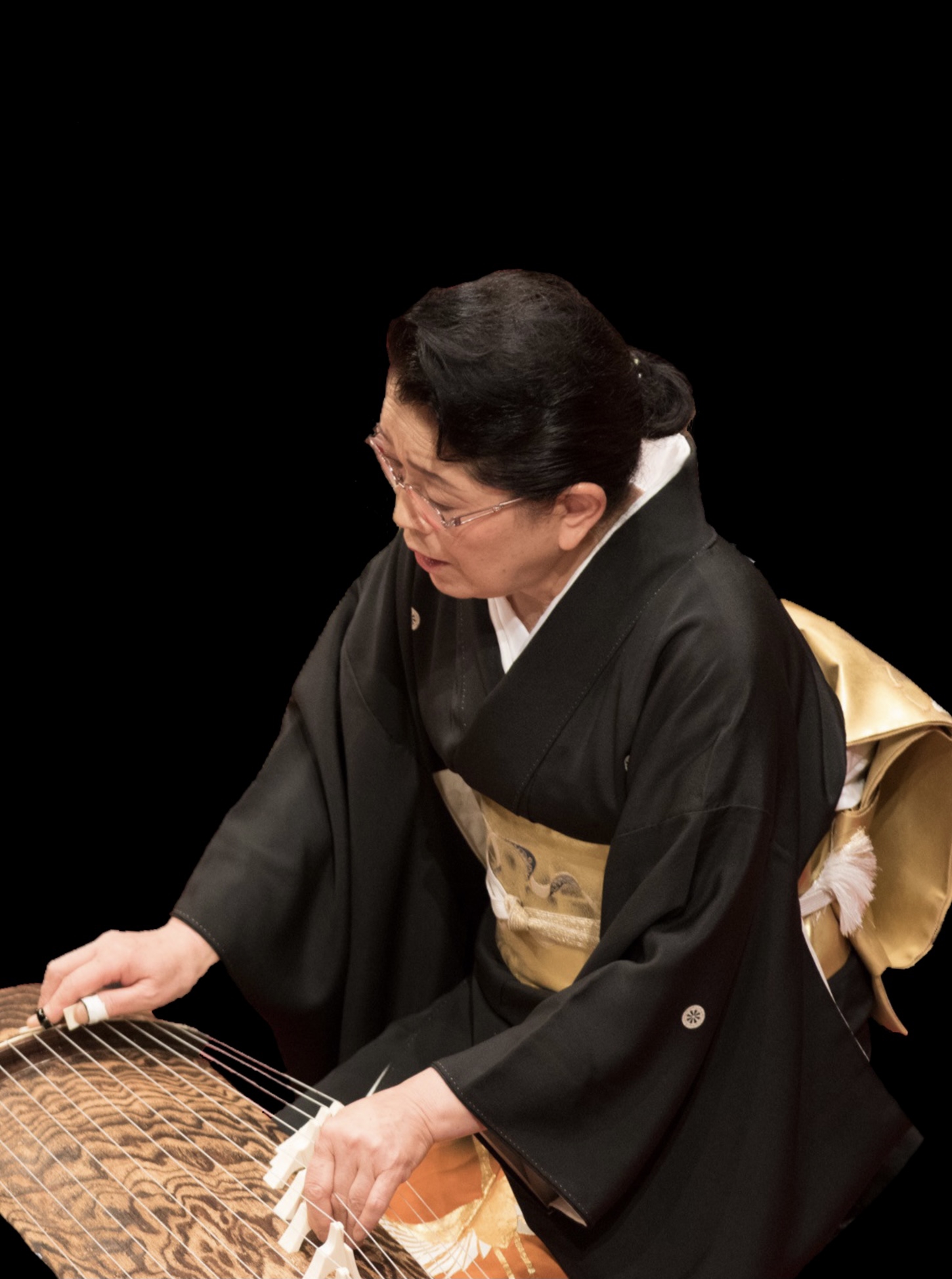 会主・指導者プロフィール | 皖 山 会 一 音 舎 〈尺八 箏 三絃〉