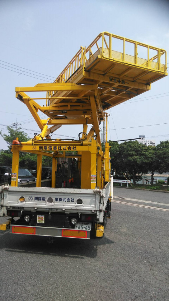 ⑥自積載クレーン付軌陸車 NO.1 | 南陽電業株式会社