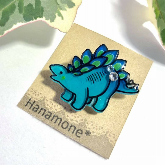 大人気のステゴザウルス Hanamone