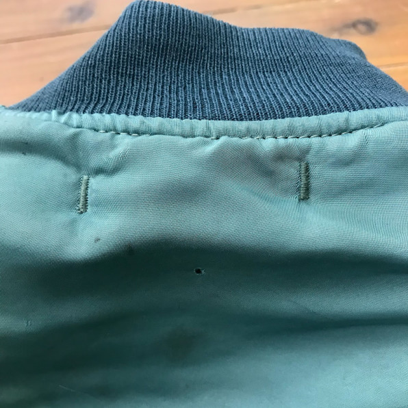 Ma 1の全リブ交換に関して Masizin マシジン ジーンズリペアやリブ交換 厚物縫製が得意な洋服お直し屋です