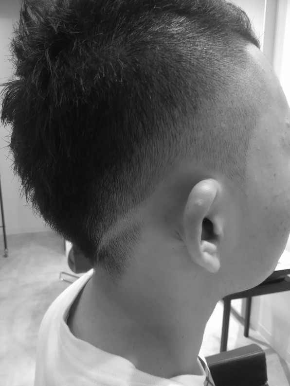 サッカーw杯 外国人選手風 クールベリーショート 美容室cara Caro 伊丹 皆木 貞幸 S Ownd