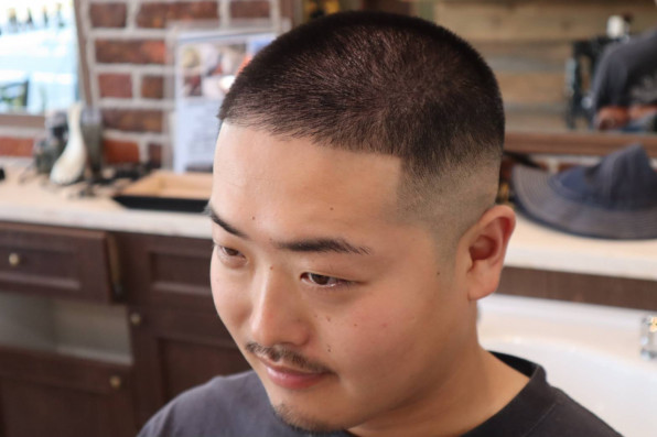 ボーズスタイルにフェード入れてオシャレボーズスタイルに 哀愁の理髪師