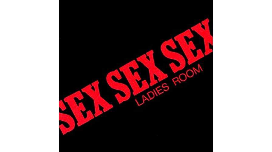 LADIES ROOM | GALLERY OF VISUAL SHOCK