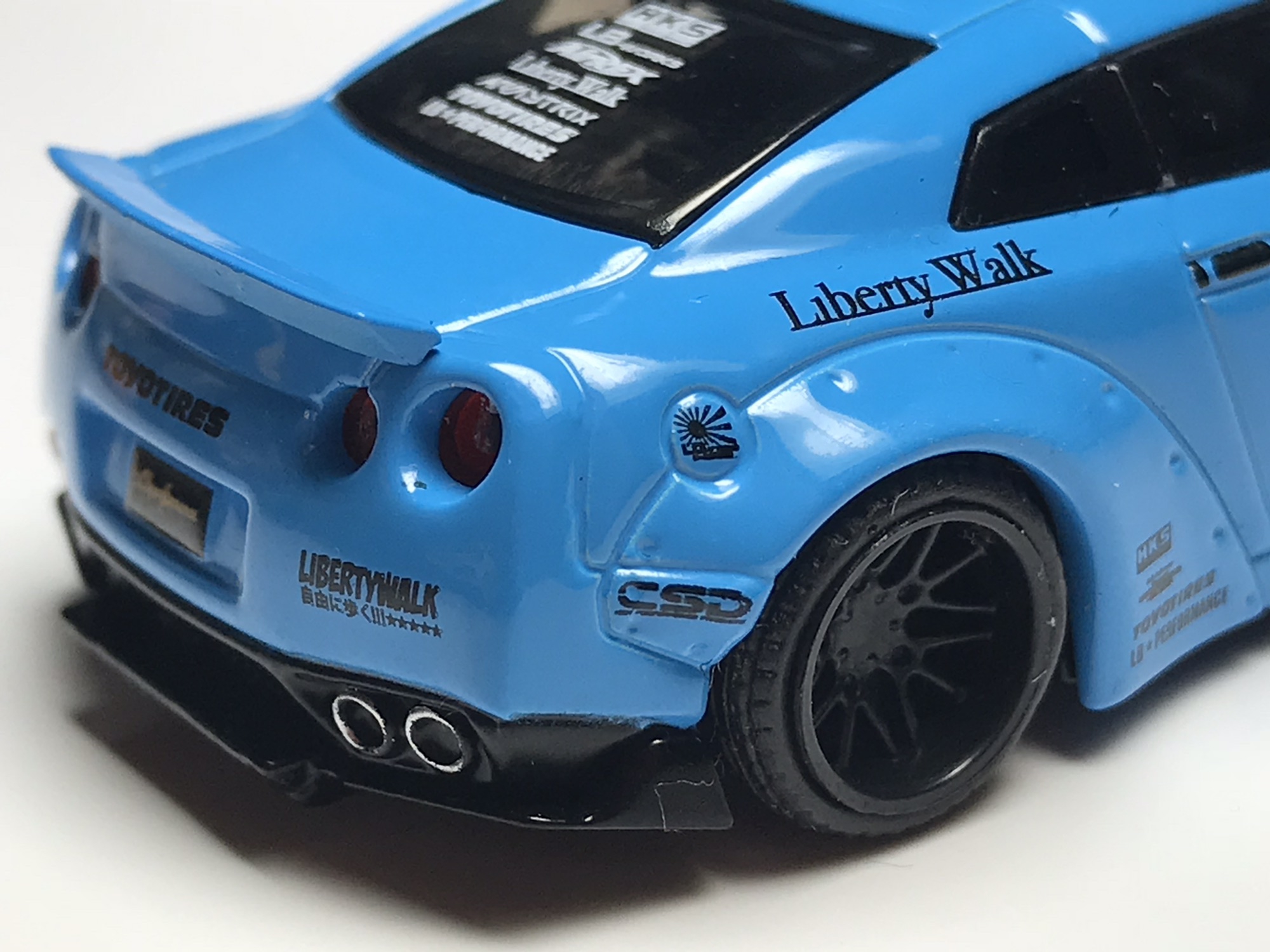 MINI GT LB☆WORKS Nissan GT-R Light Blue (RHD) | minicareo