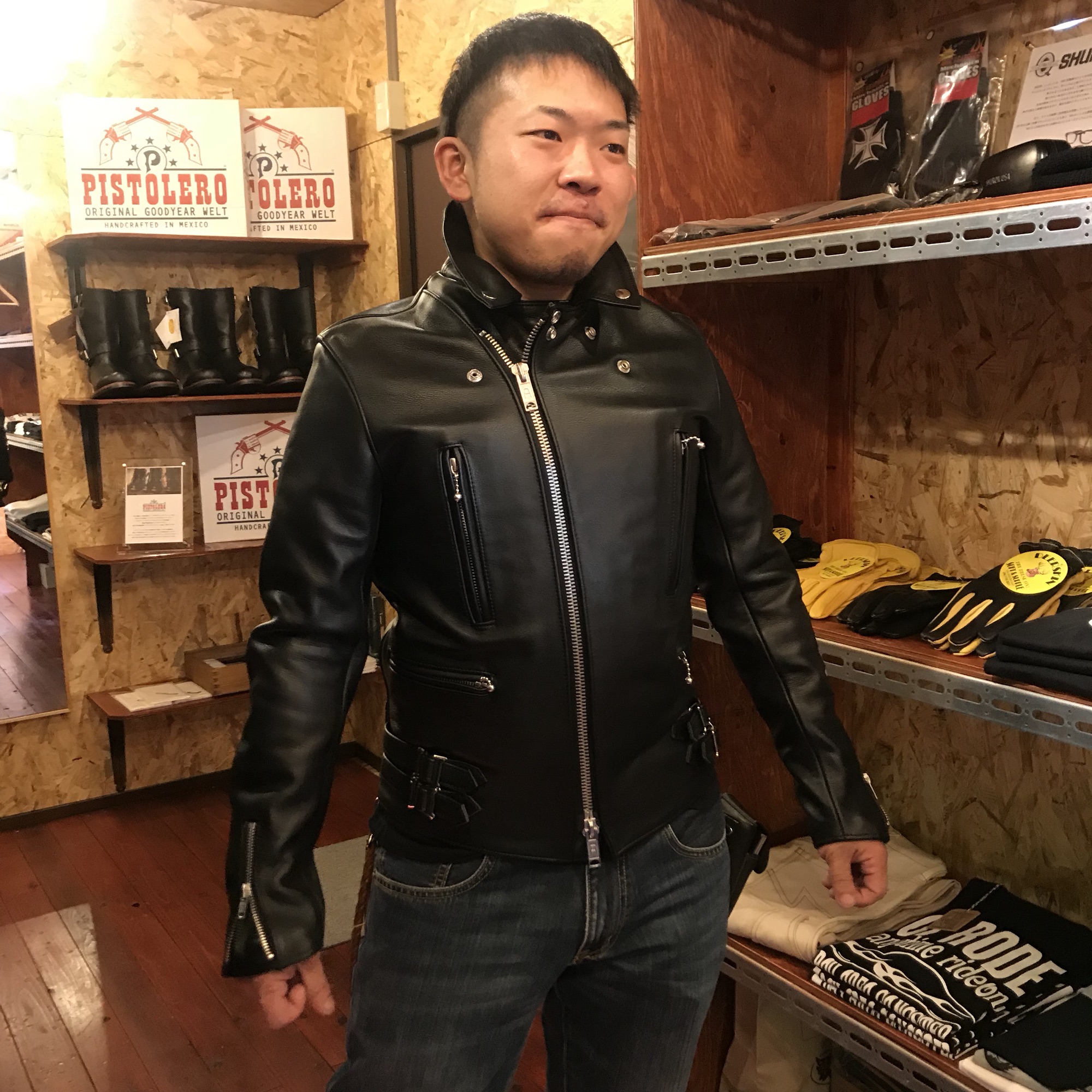 666 LEATHER WEAR/トリプルシックスレザーウェア】レザーサンプル入荷