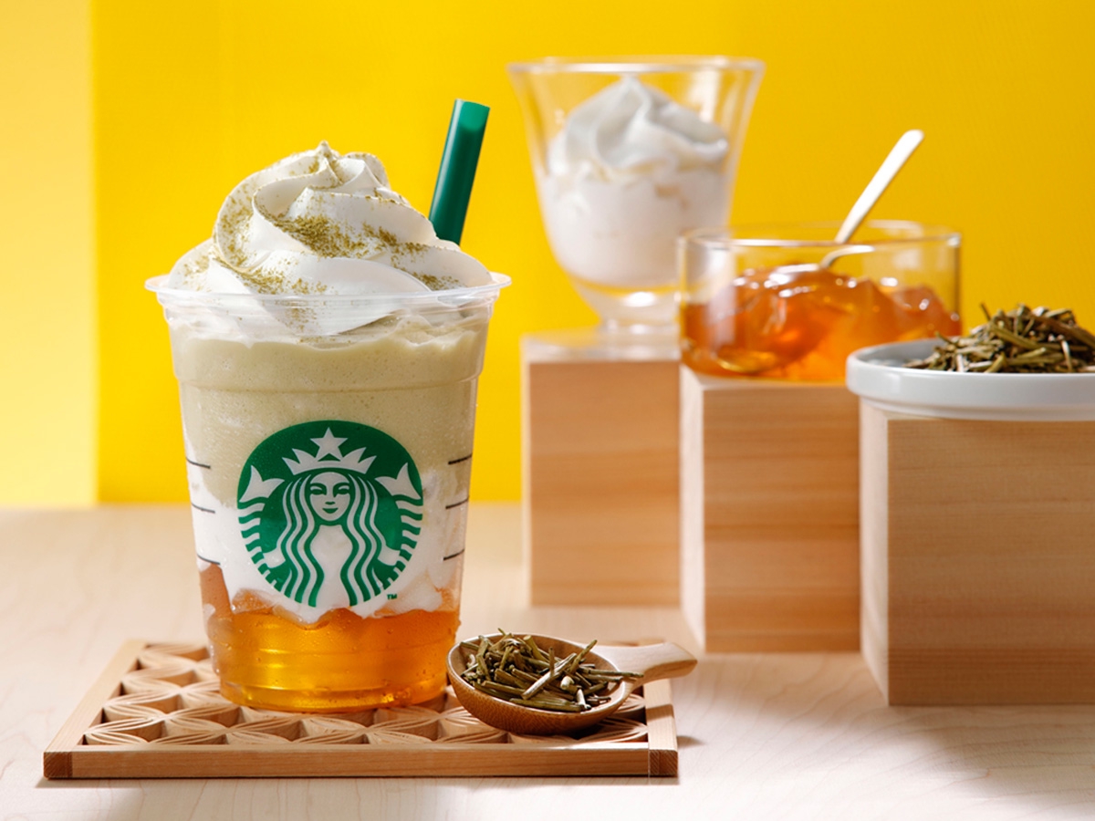 黄金の“加賀 棒ほうじ茶 フラペチーノ®” 誕生 | Starbucks Coffee Japan