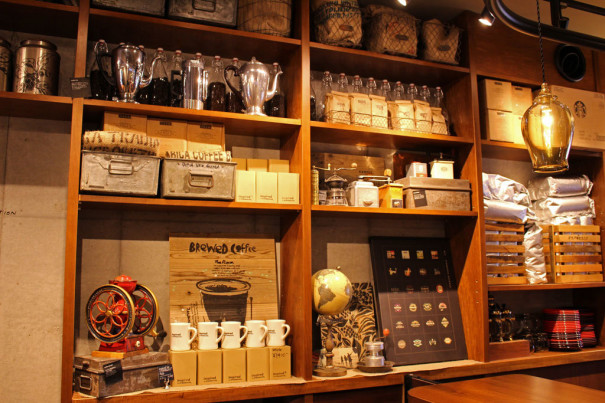 下北沢にコーヒーシアターが登場 Neighborhood Coffee Store 代沢5丁目店 Starbucks Coffee Japan 下北沢にコーヒーシアターが登場 Neighborhood Coffee Store 代沢5丁目店 Starbucks Coffee Japan