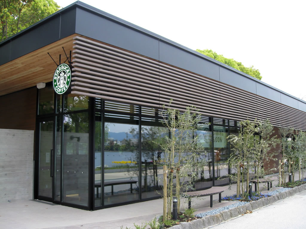 環境に配慮した 福岡大濠公園店 Open Starbucks Coffee Japan