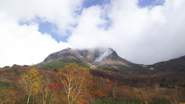 18 10 8 10那須岳の紅葉撮影同行 那須の登山ガイド Nasu Mountain Guide