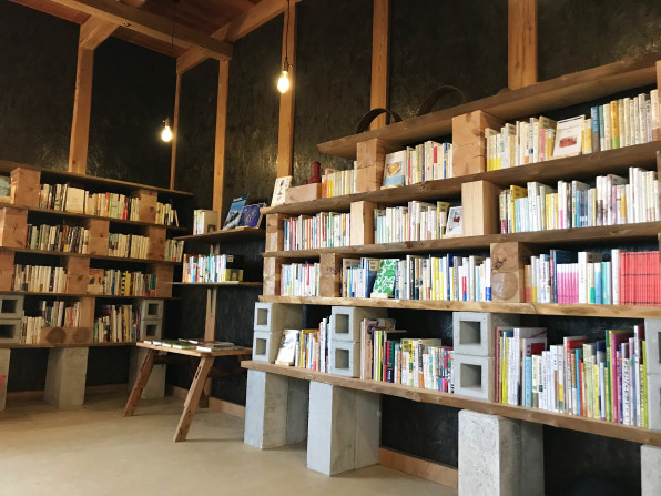 コメ書房 コメ書房