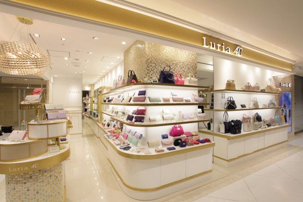 Luria 4 ルミネ池袋店 Rosso インテリアデザイン Luria 4 ルミネ池袋店 Rosso インテリアデザイン