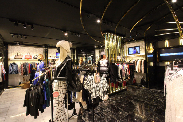 Cecil Mcbee 渋谷109店 Rosso インテリアデザイン