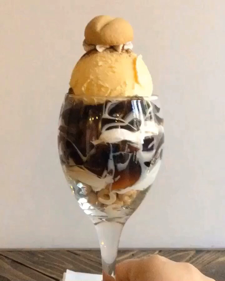 帰ってきたコーヒーゼリーパフェ あっとちょこっと アドゥ 公式