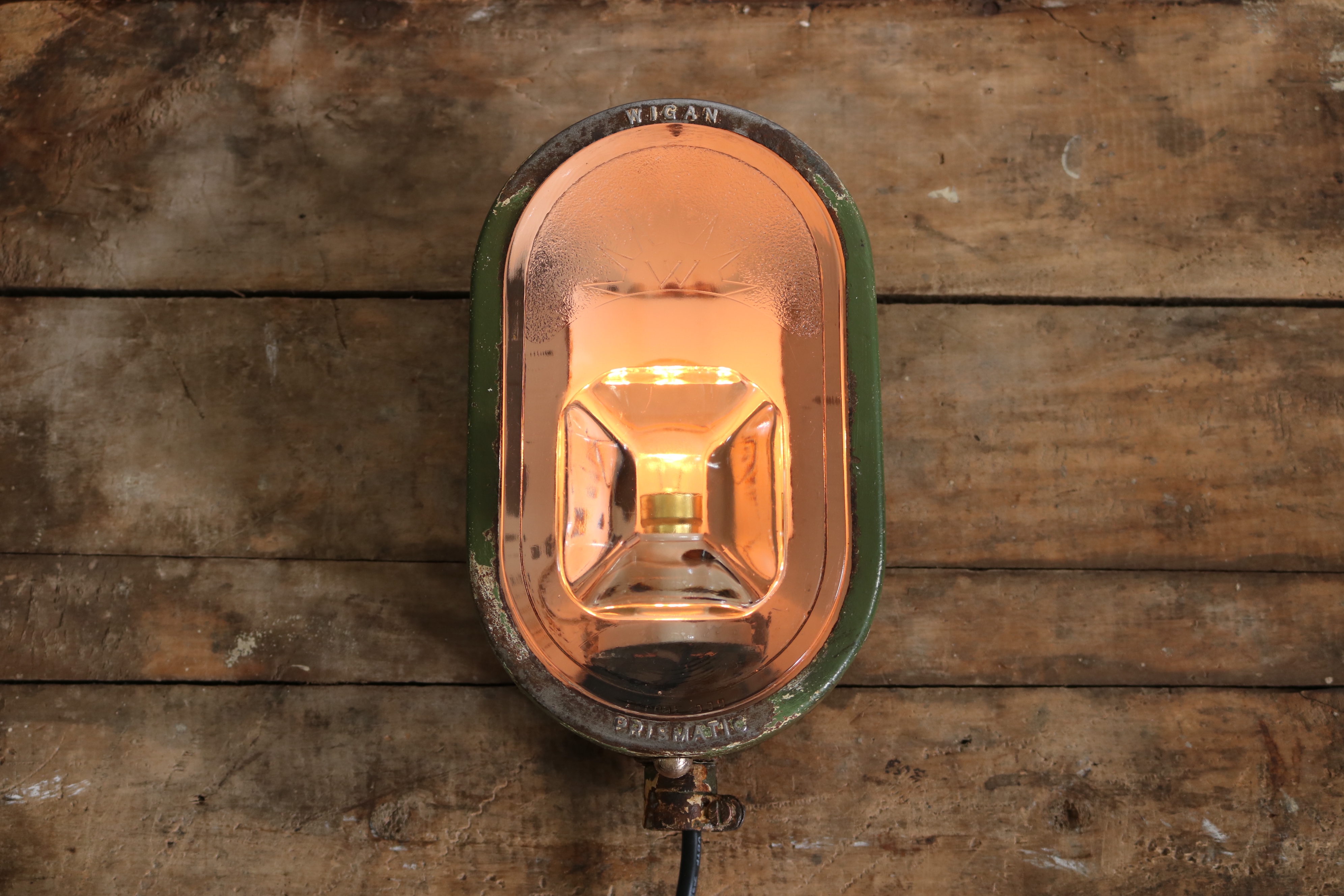 WIGAN Prismatic lamp Sold out. | ARUSE 古今東西の照明と道具