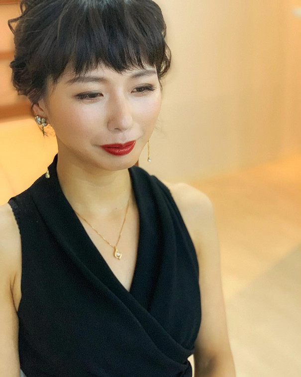 パーティーのヘアセットやメイクお着付けはお任せ下さい ヘアメイクスタッフ募集中 パーティーのヘアセットやメイクお着付けはお任せ下さい ヘアメイクスタッフ募集中