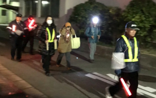 夜回り 防犯防火パトロール を実施しました 上野丘自治会