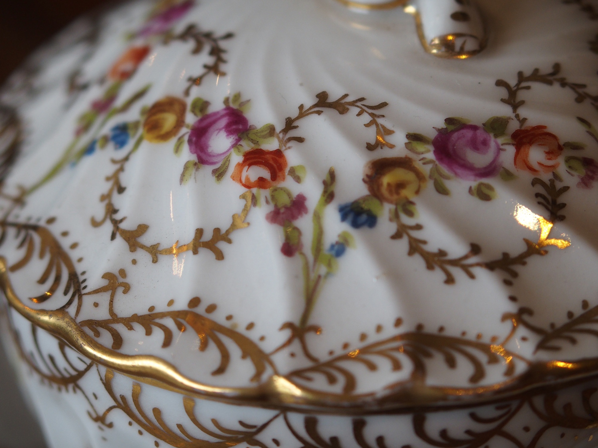 ドレスデンチョコレートカップ 19世紀 アンティーク | VIEW ANTIQUES