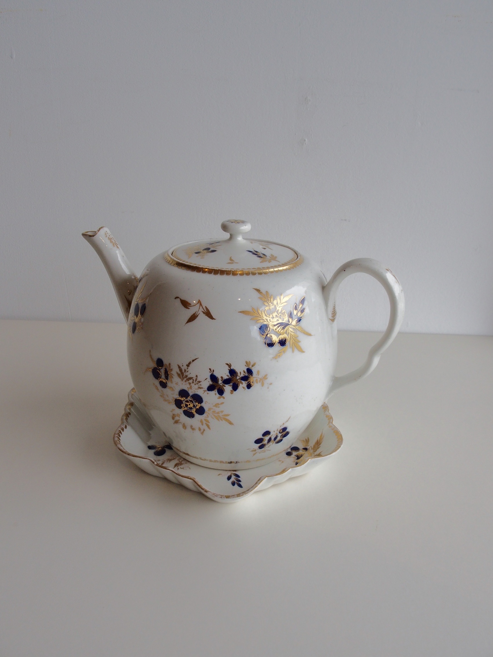 アンティーク雑貨 05 英国で見つけたアンティーク雑貨、真鍮の靴のオブジェ(k-4177-z