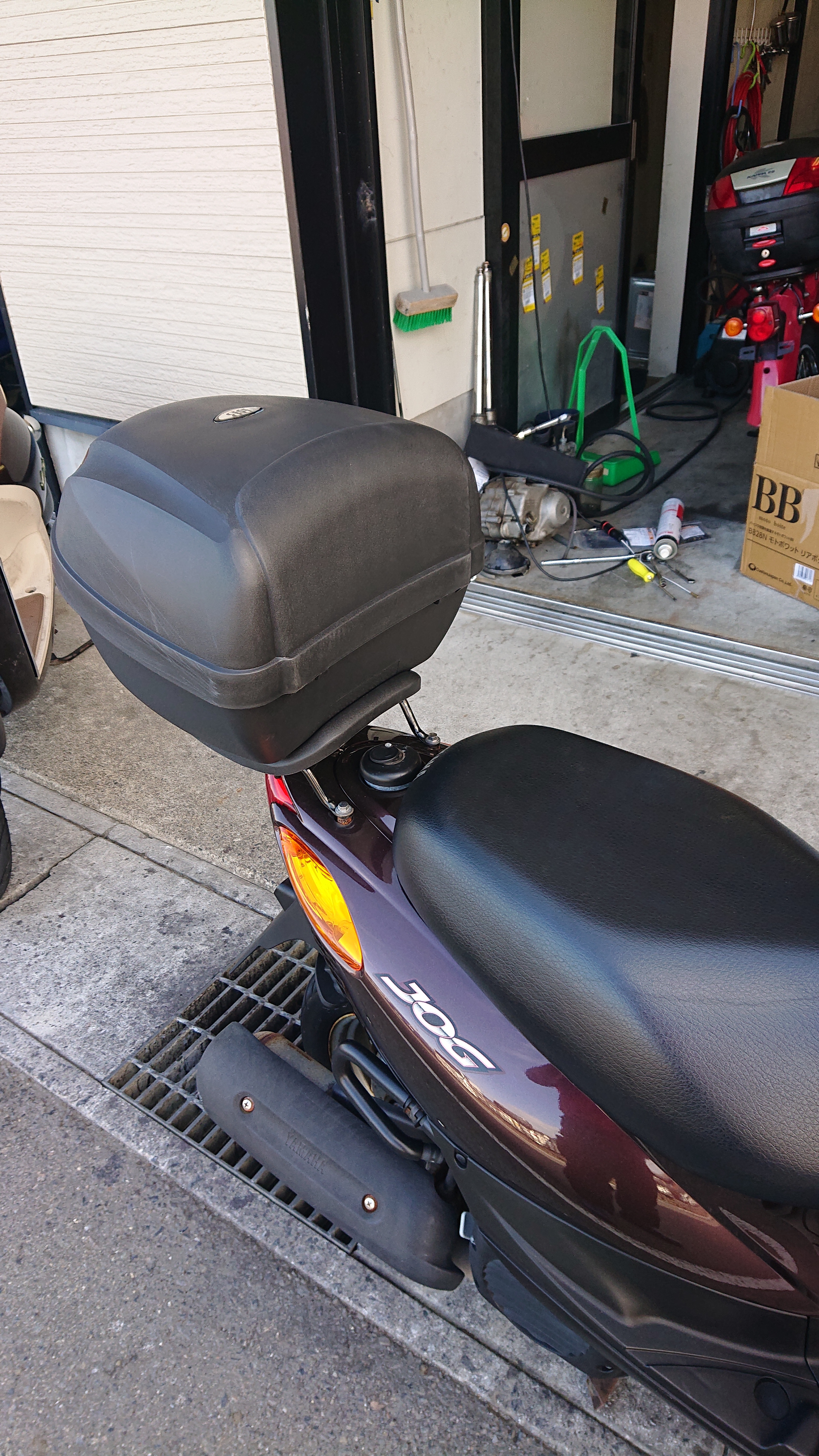 リアボックス取り付け | モトマックス岐阜