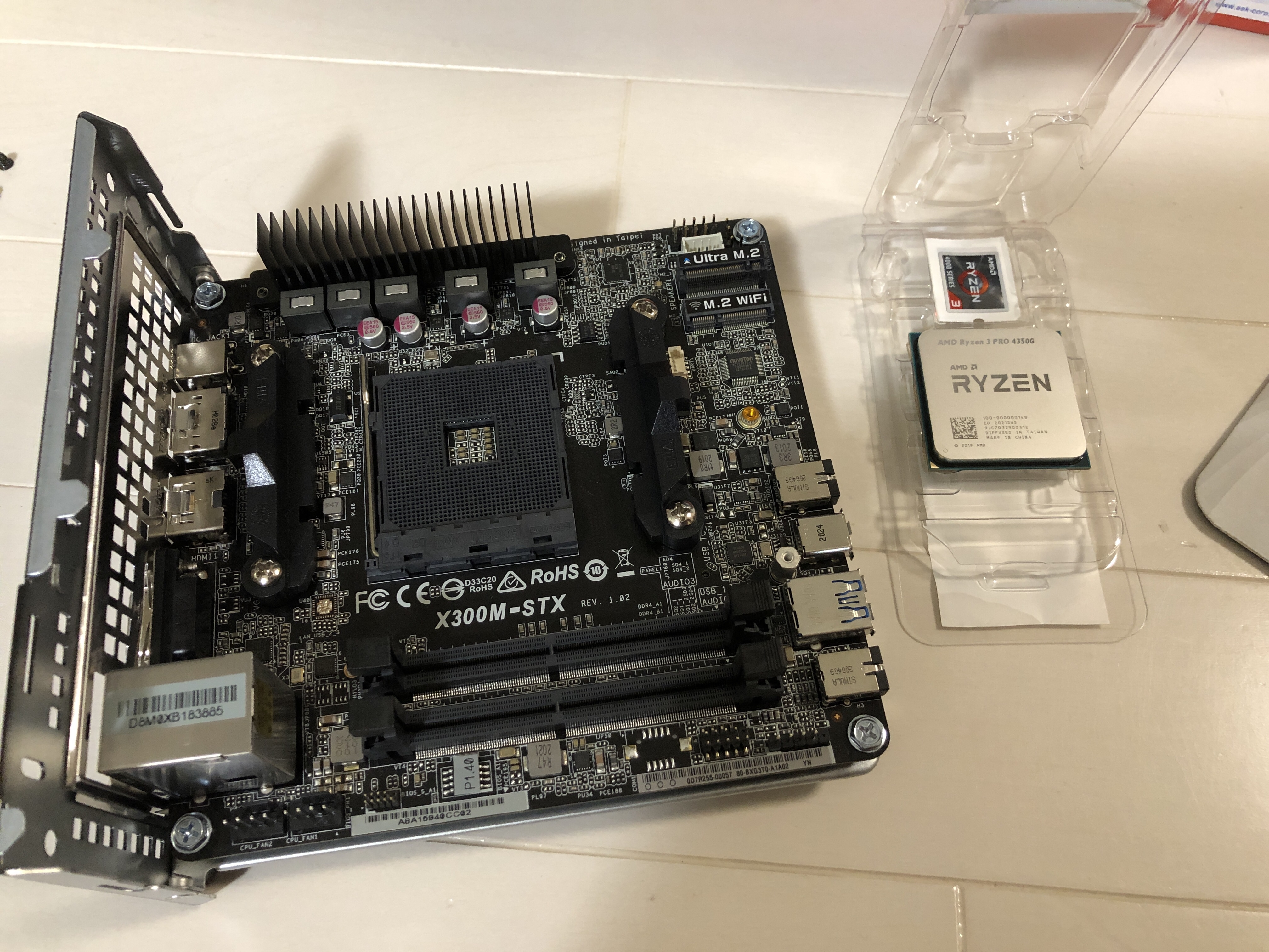 自作PC】新発売のDeskmini X300とRyzenで自作した話 | プロ 自作PC】新発売のDeskmini X300とRyzenで自作した話 | プロ