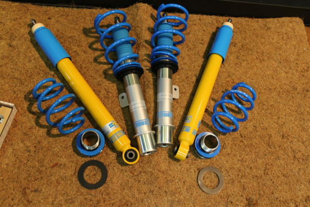 ｆ５４ ｍｉｎｉ Clubmanなお客様に ビルシュタイン リジカラお取り付け アクセスエボリューション目黒店 Access Evolution Meguro